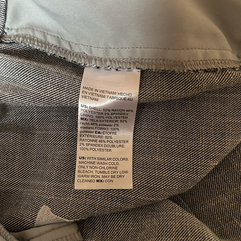Chico’s 3.5T (18T) gray dress pants, ankle length. - Picture 5 of 5